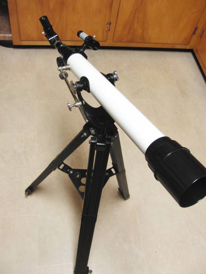 Alt-azimuth telescope set up indoors
